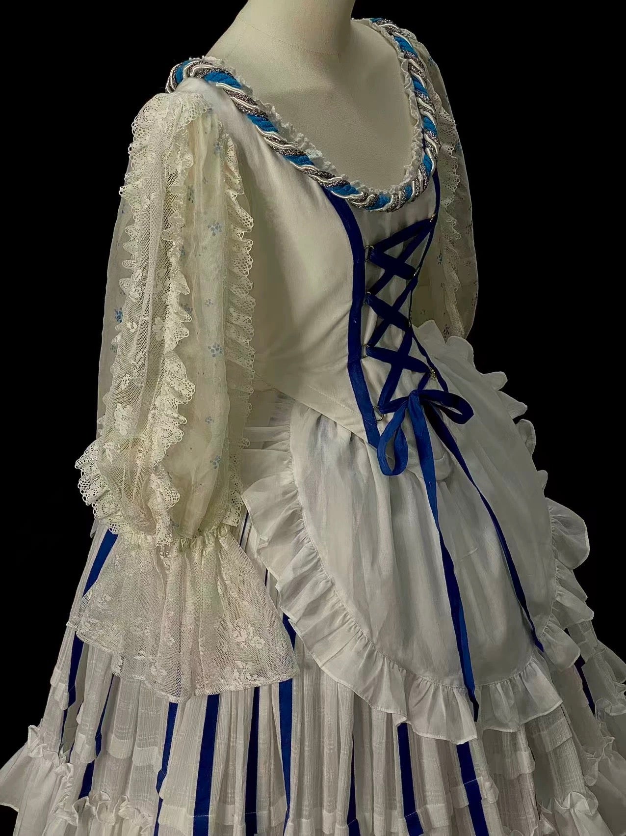 Bavarian Girl