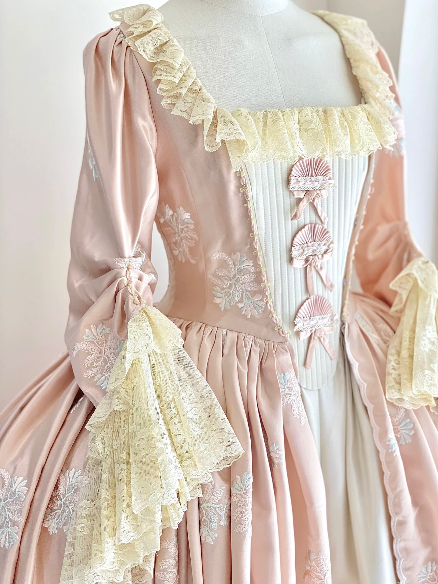 Rococo Belle